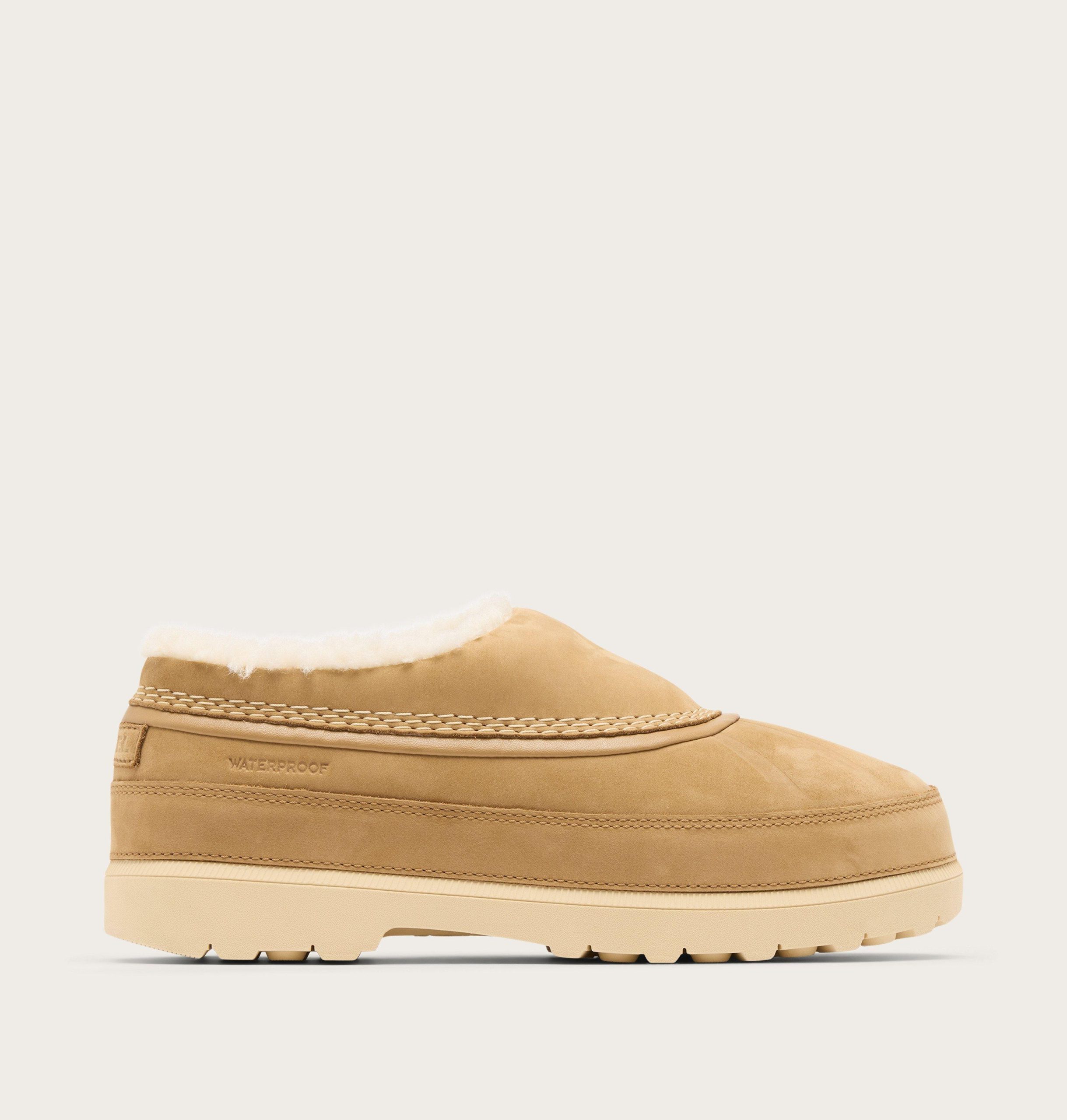 Ambler™ Fireside Women's Waterproof Clog - Image 2